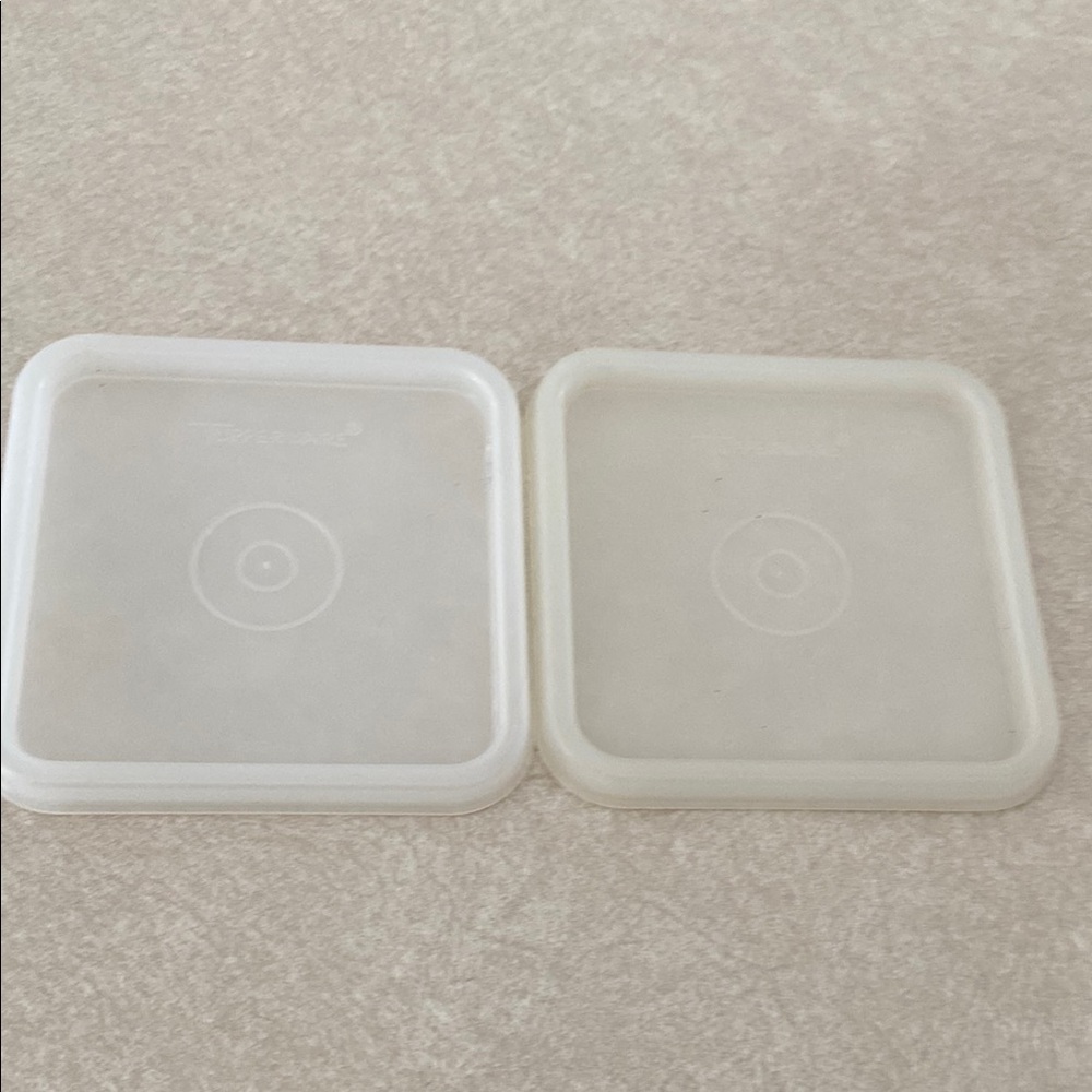 Tupperware White Food Storage Container - Picture 3 of 5